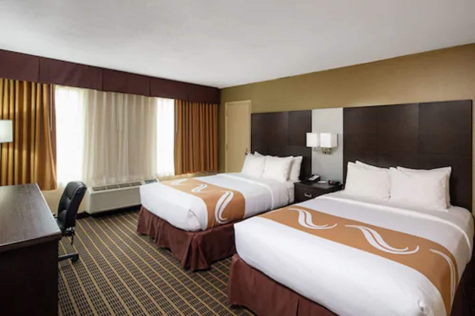Quality & Downtown 2* Windsor