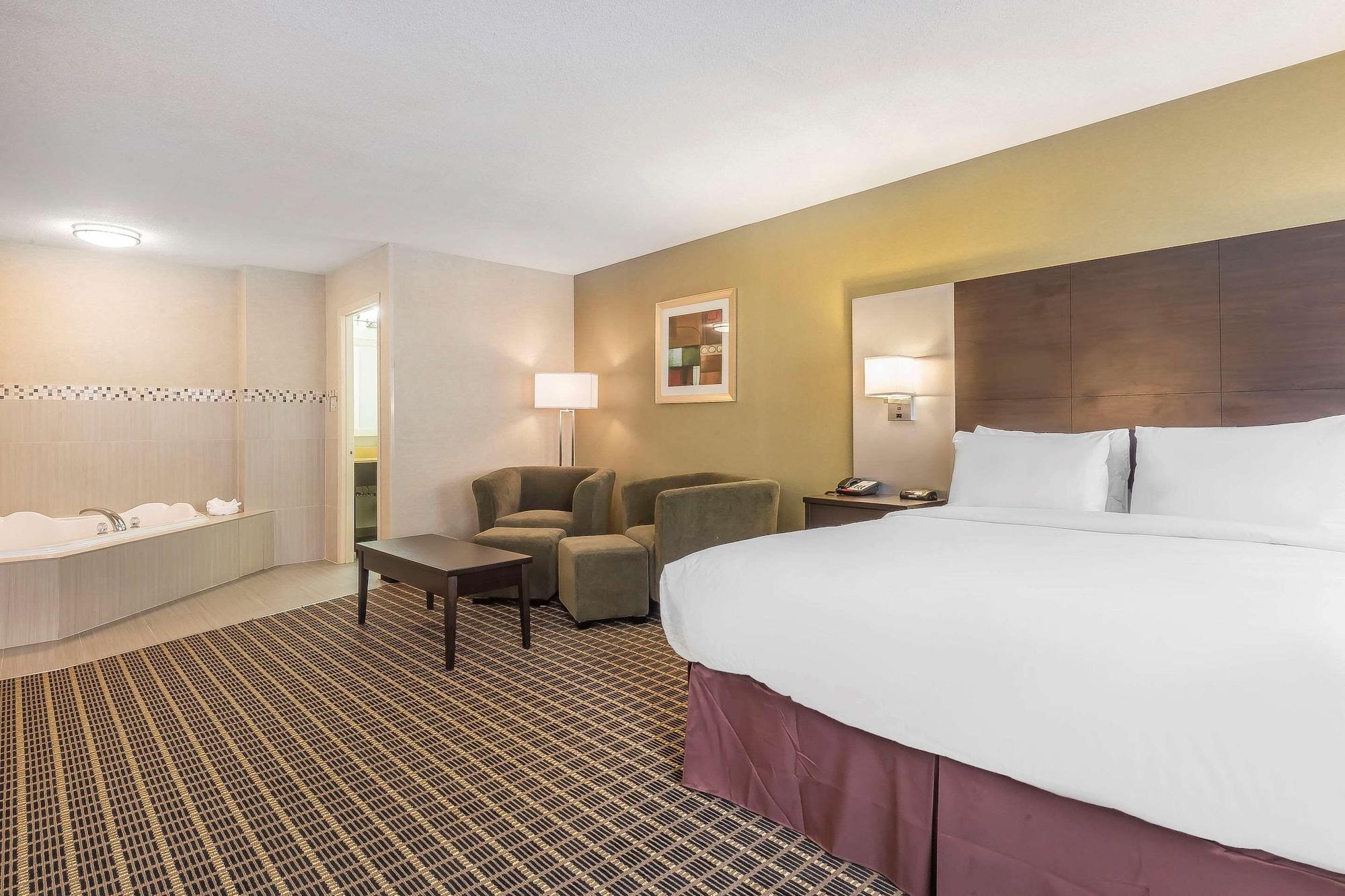 Quality & Downtown Hotel
