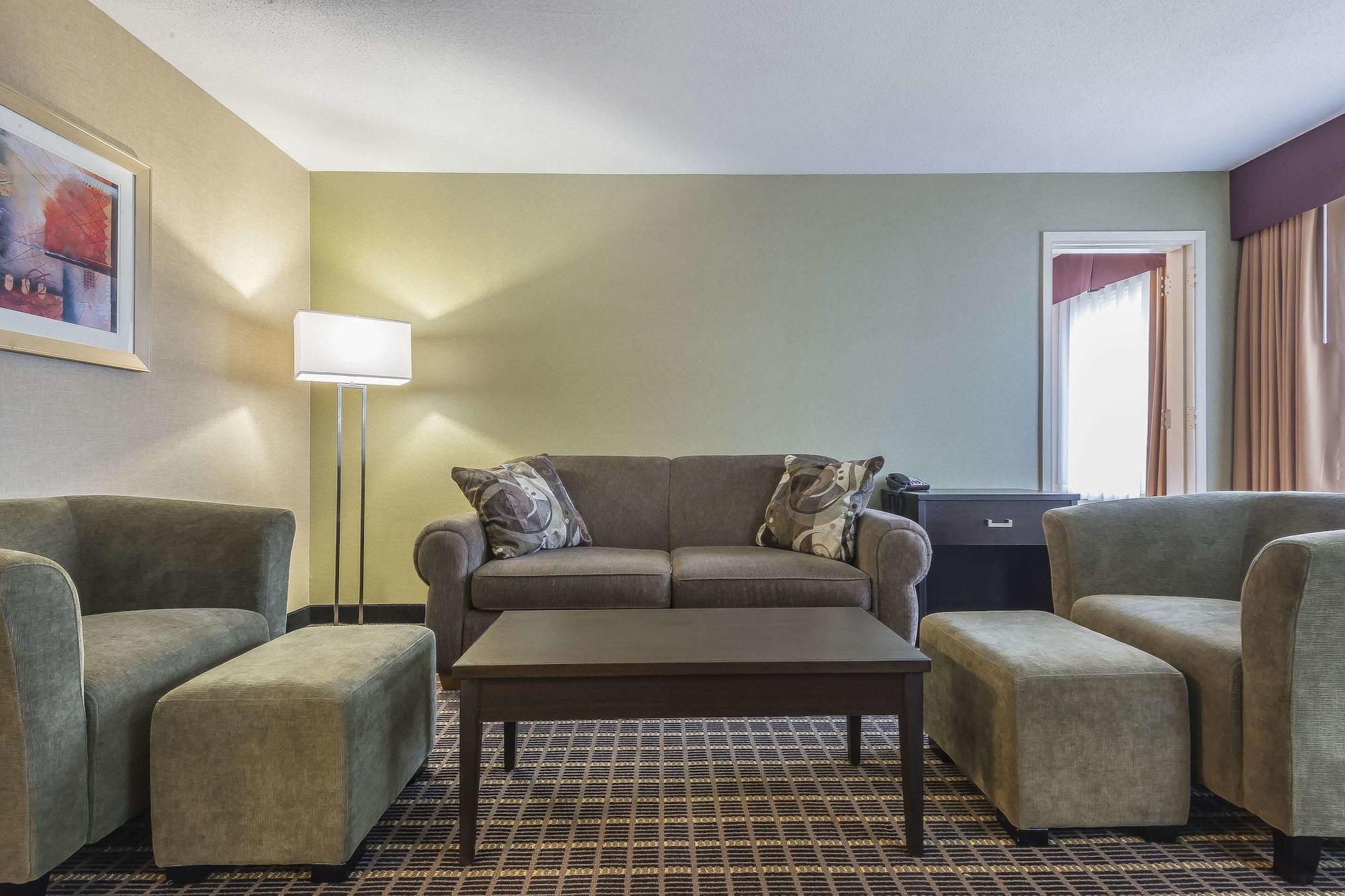 Quality & Downtown 2* Windsor