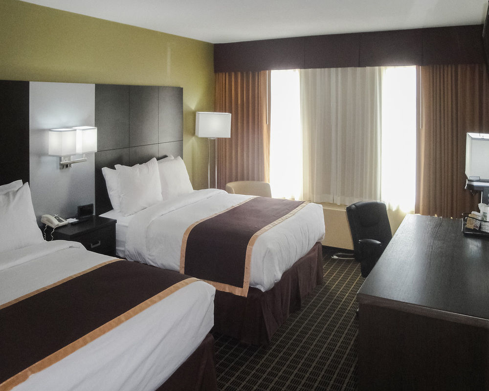 Hotel Quality & Downtown Windsor