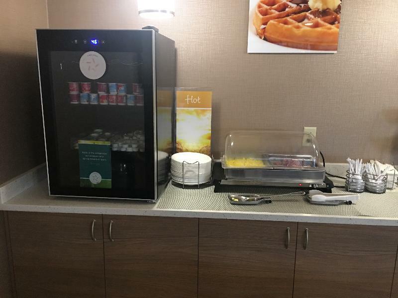Quality & Downtown Hotel